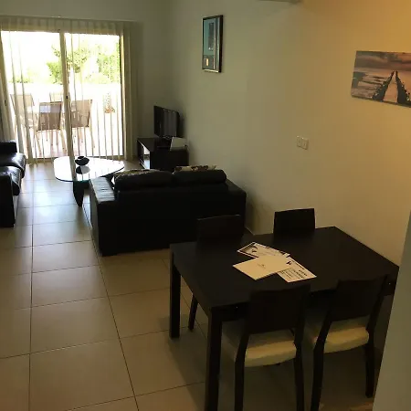 Mandria Apartment * ماندريا